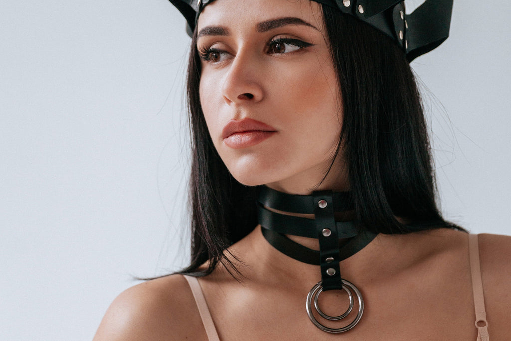 black leather choker
